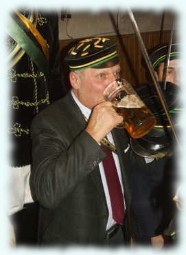 AH PHx Brutus erneuert seinen Burscheneid