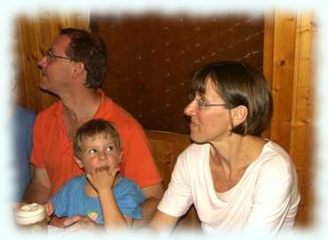 Bbr AH Pascal mit seiner Frau Rosi und seinem Sohn