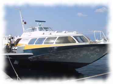 Das Tragflügelboot der Firma MIK-Touristik
