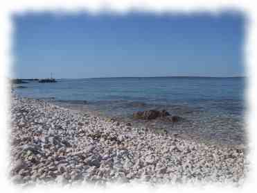 Der Kiesstrand auf der «Tratica»