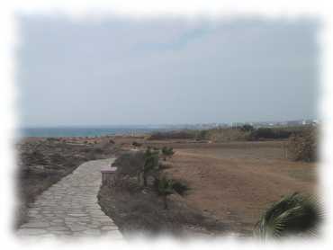 Strandpromenade mit Blick auf Agia Napa