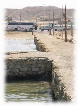 Die Mole im Hafen Marsa Alam