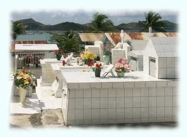 Gräber am Friedhof von Le Marin