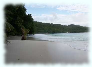 Der Strand der Anse Lazio