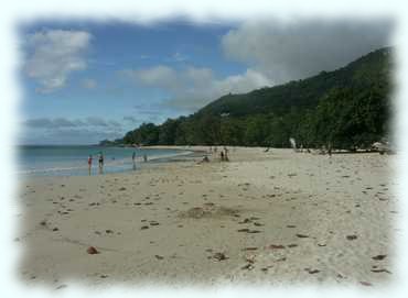 Der Strand von Beauvallon