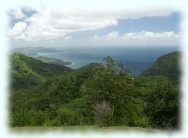 Blick von der Aussichts-Lodge auf die Westküste von Mahé