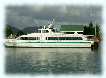 Fährboot Praslin Express
