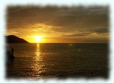 Sonnenuntergang in der Anse Lazio auf Praslin