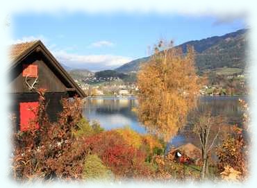 Rustikales Haus in Seeboden mit dem Millstätter See im Hintergrund