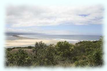 Blick auf den Keurboom Strand und die Lagune von Plettenberg Bay