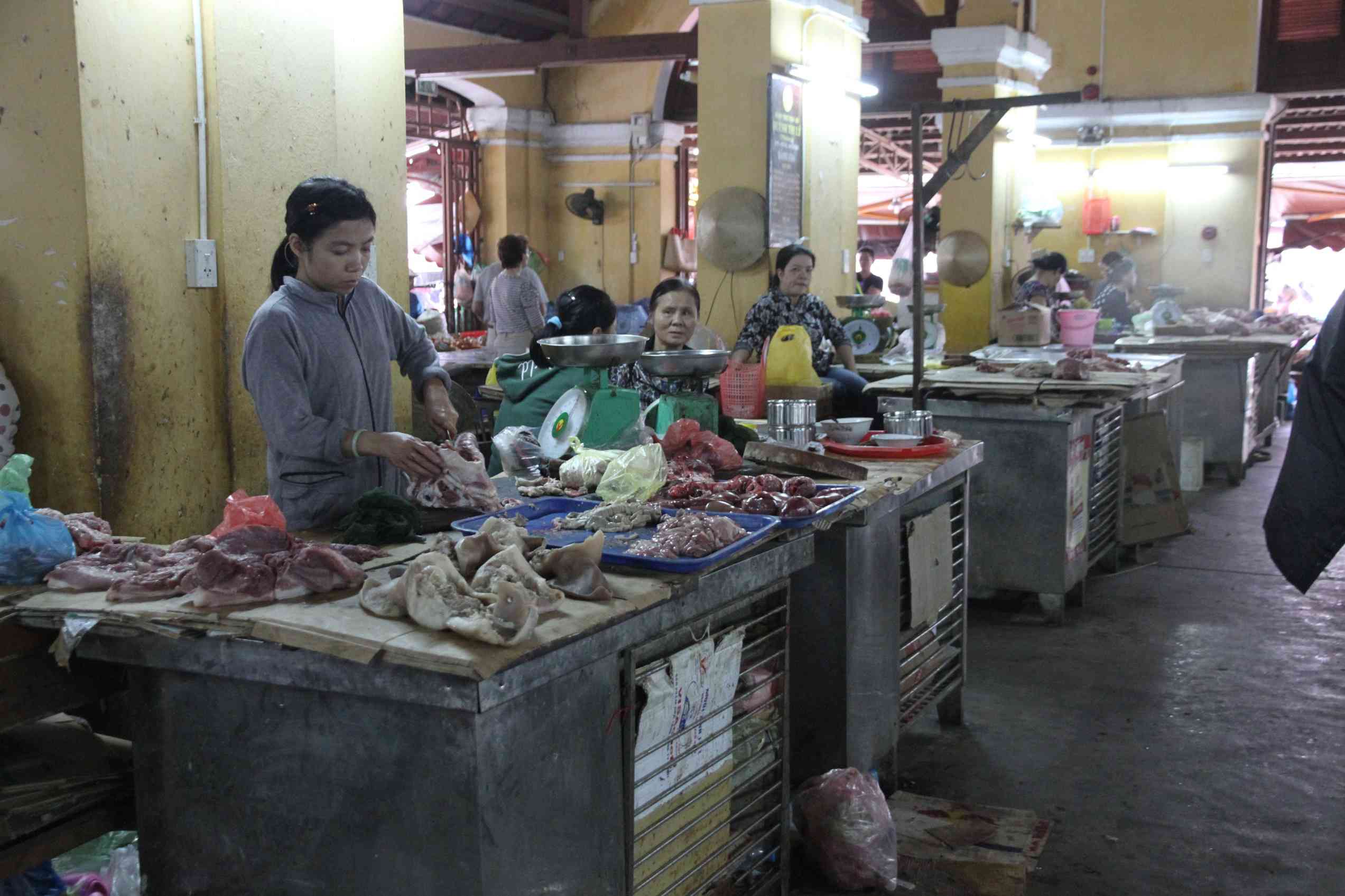 In der Markthalle von Hội An