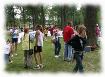 Athleten und Fans nach der Anstrengung